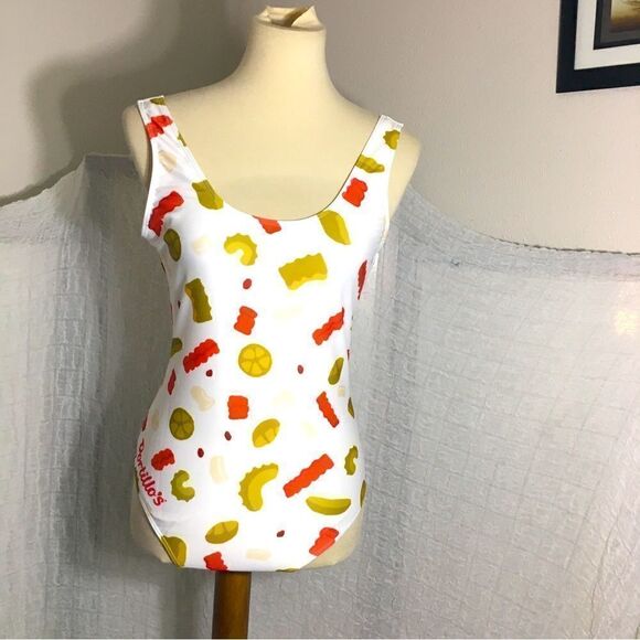 Portillo’s NWOT Fun Pepper Print One Piece Swimsuit Size Medium - Picture 2 of 10